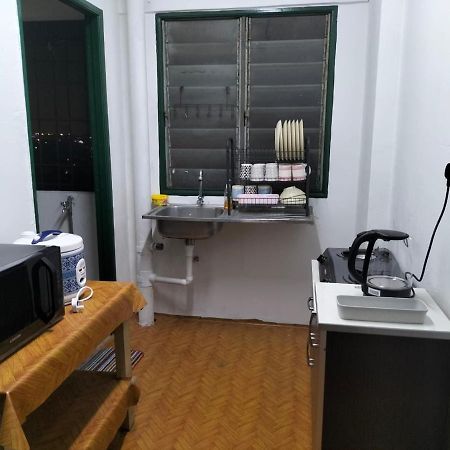Khairul Homestay Pangsapuri Sutera Seberang Jaya Kampong Telok  المظهر الخارجي الصورة