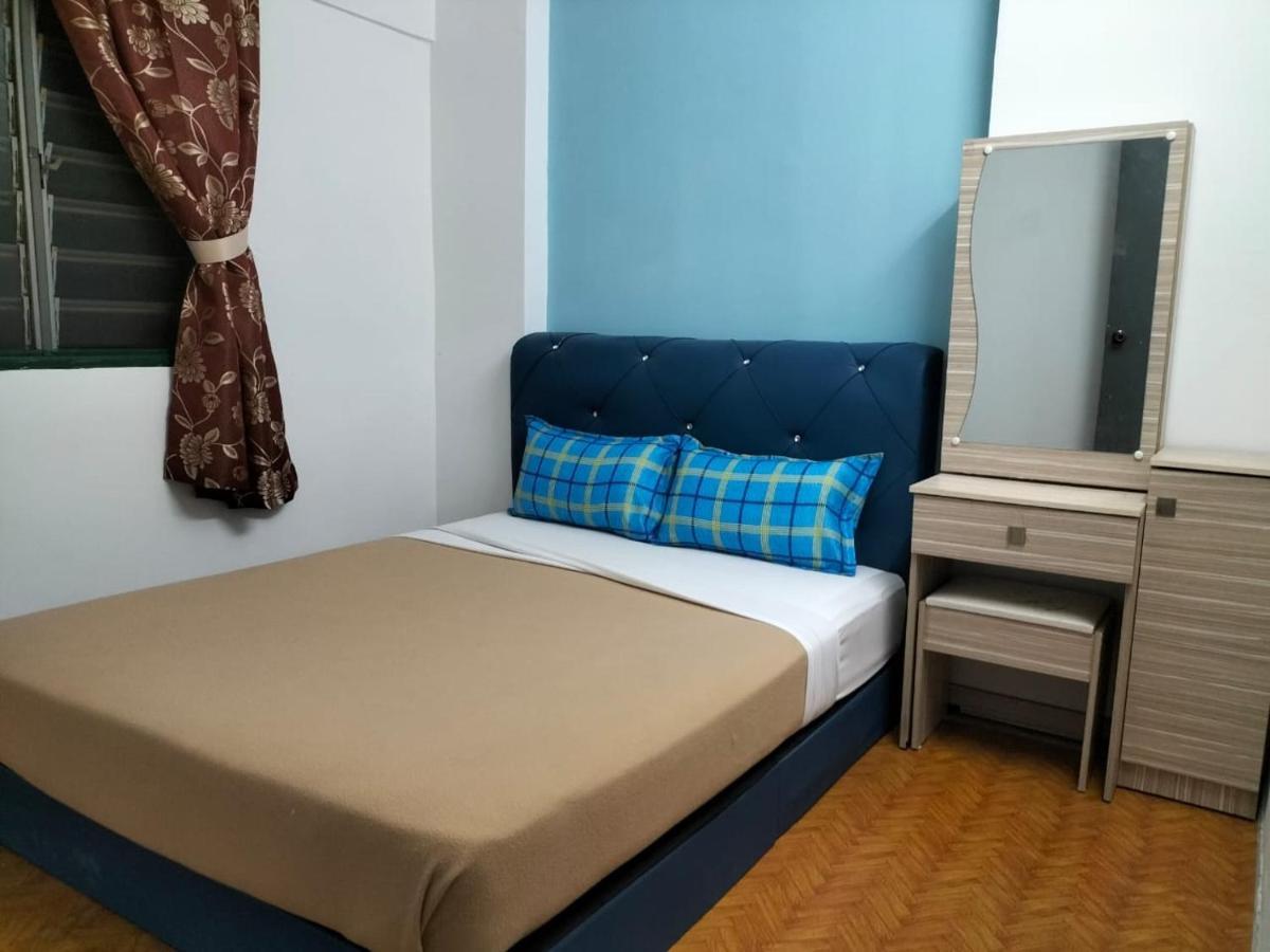 Khairul Homestay Pangsapuri Sutera Seberang Jaya Kampong Telok  المظهر الخارجي الصورة